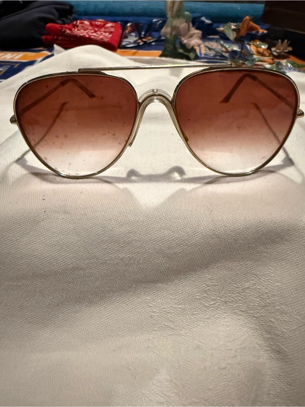 Vintage 1980's Foster Grant Aviator Sunglasses